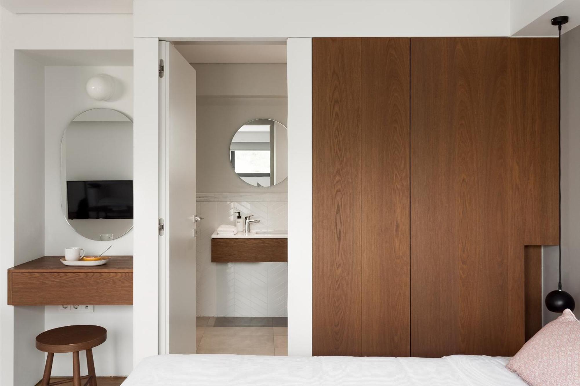 Urban Stripes Athens Apartment ภายนอก รูปภาพ